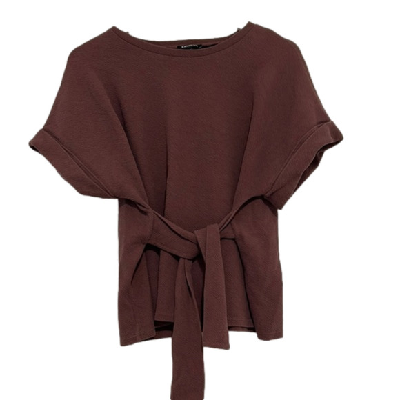 Express Tops - Express Textured Tie Waist Rilke Sleeve Tee In Thornberry, Small